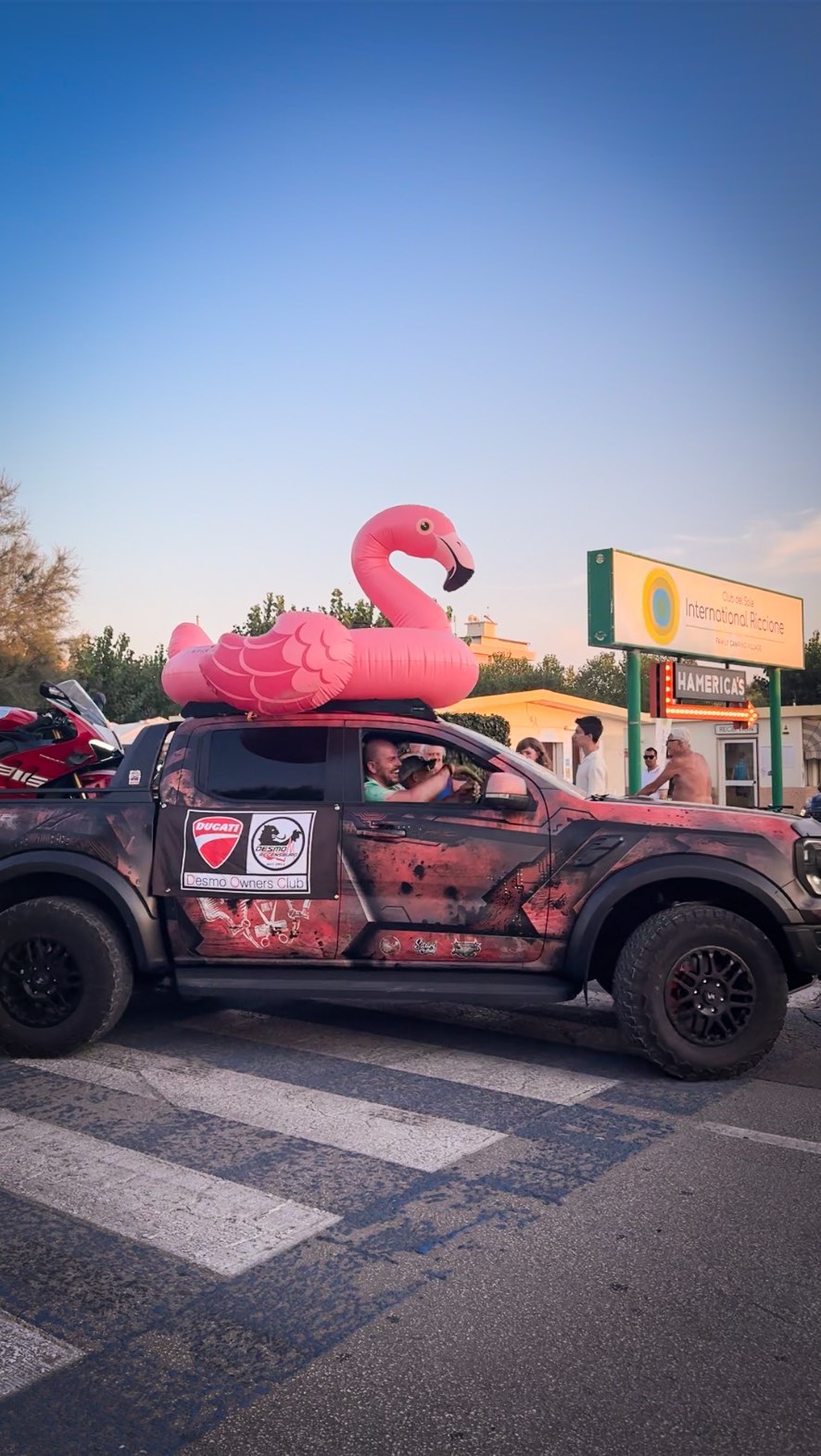 Tell me where the freaks at ⁉️
@doc.regensburg ‼️

Ready for a little flashback… 🤯🥳

#ducati #worldducatiweek #wordducatiweek2024 #misano #misanoadriatico #dolcevita #burnoutbar #docregensburg #ducatiofficialclub #ducatilove #ducatilife